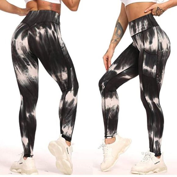 Pants - NWOT black white tie dye booty scrunch leggings S